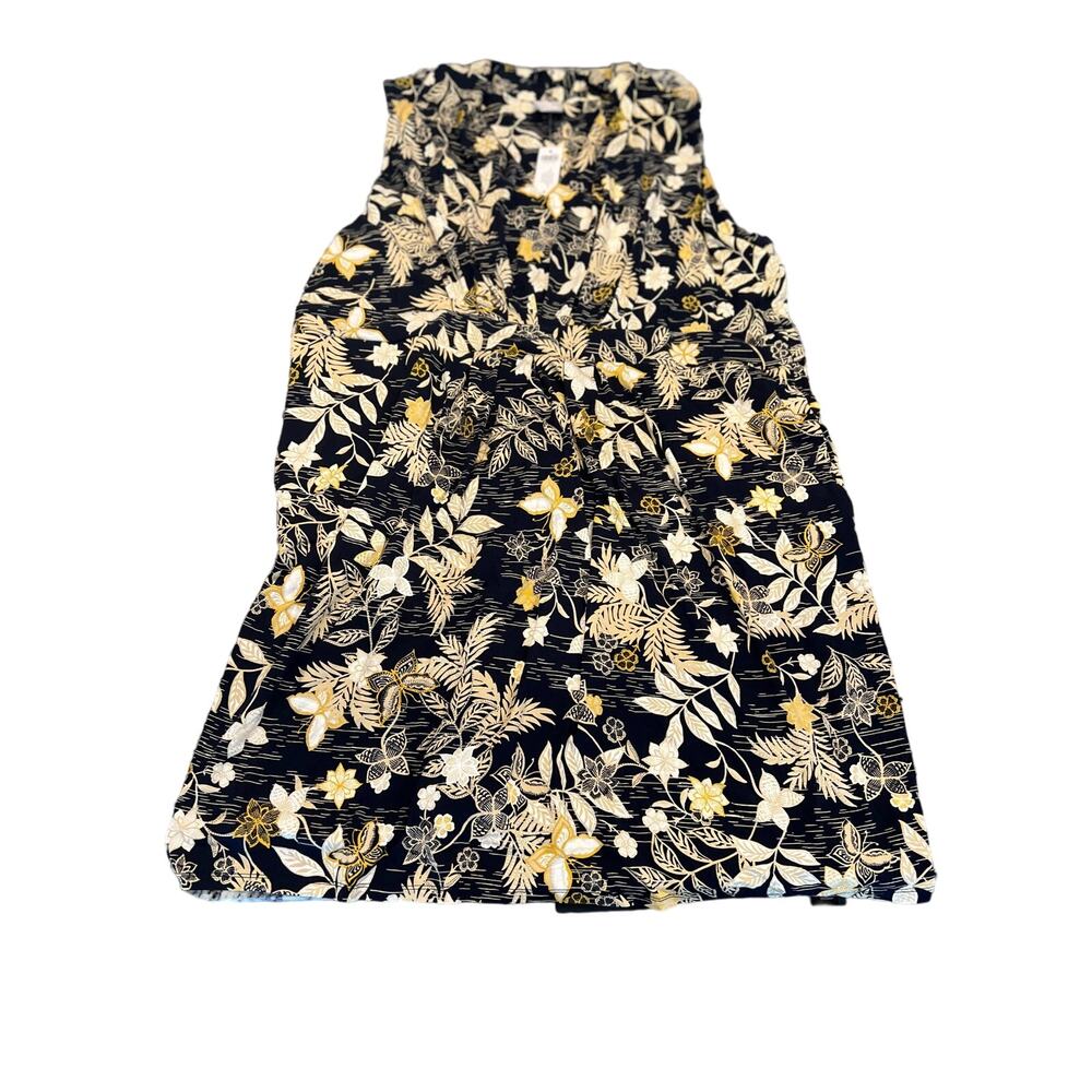 Chico’s short dress NWT size 4 classic pleated island pattern with pockets